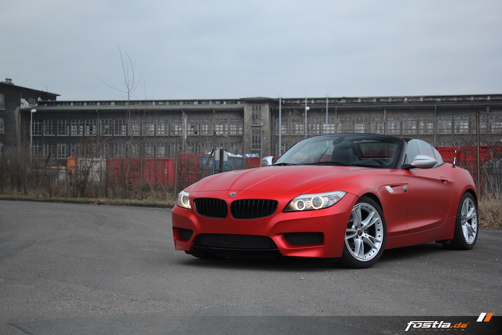 BMW Z4 E89 - Frozen-Red-Matt 1.jpg