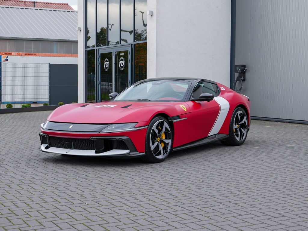 Ferrari 12Cilindri Spider SF25 Edition mit XPEL Lackschutzfolie – Frontpartie in perfektem Finish